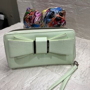 Betsey Johnson Mint Green Bow Wallet Wristlet